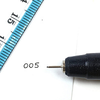 Поштучно ZIG Mangaka ручка-линер, 0.05 мм. Черный цвет
